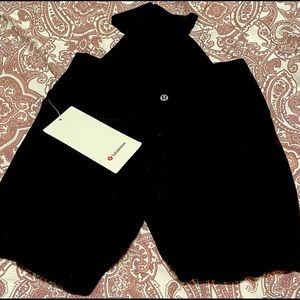 NWT Lululemon Aligns Black High-Rise Size 8; 28 inches